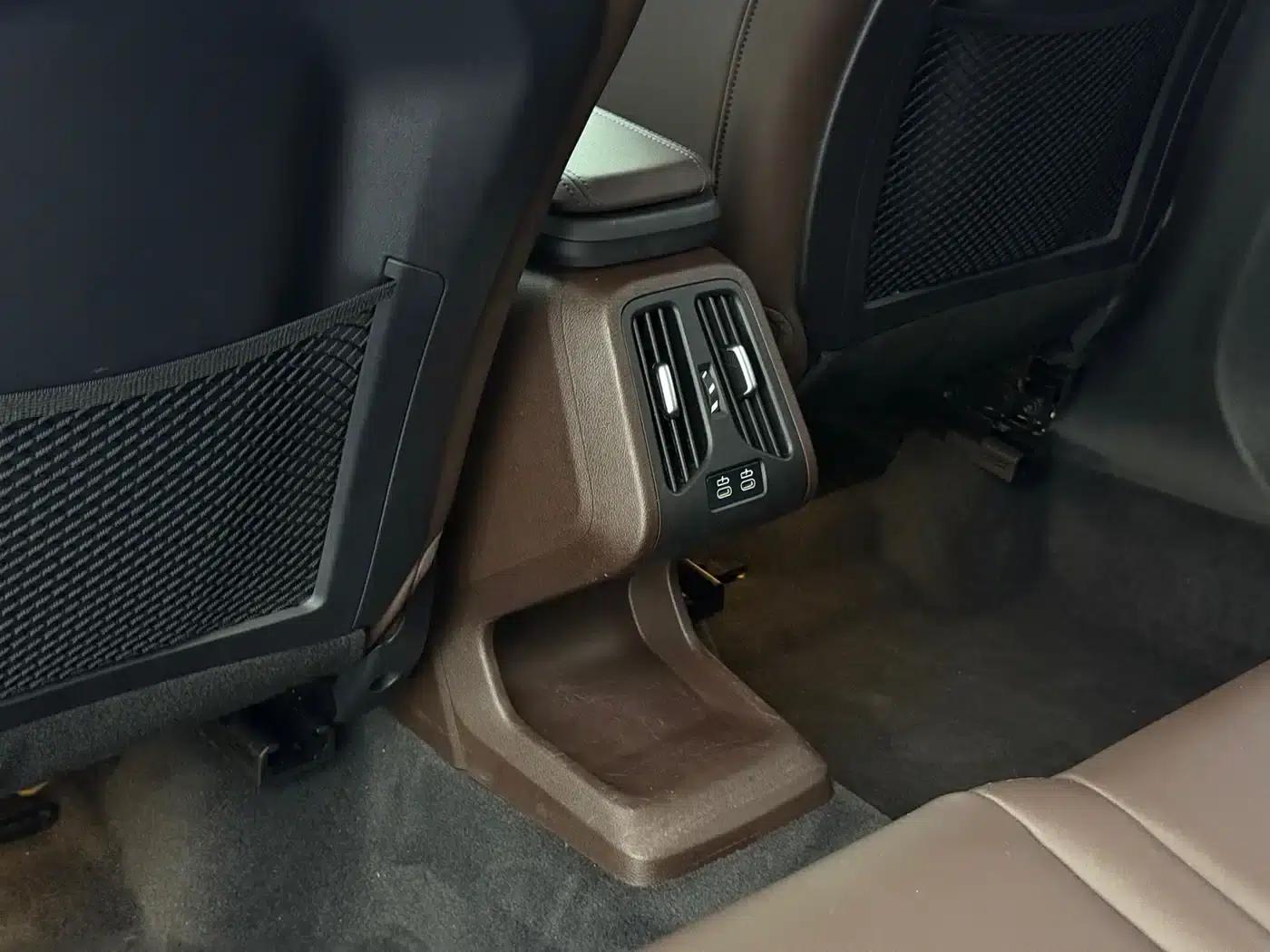 2023 BMW X1 sDrive20Li X Design Package — миниатюра 15