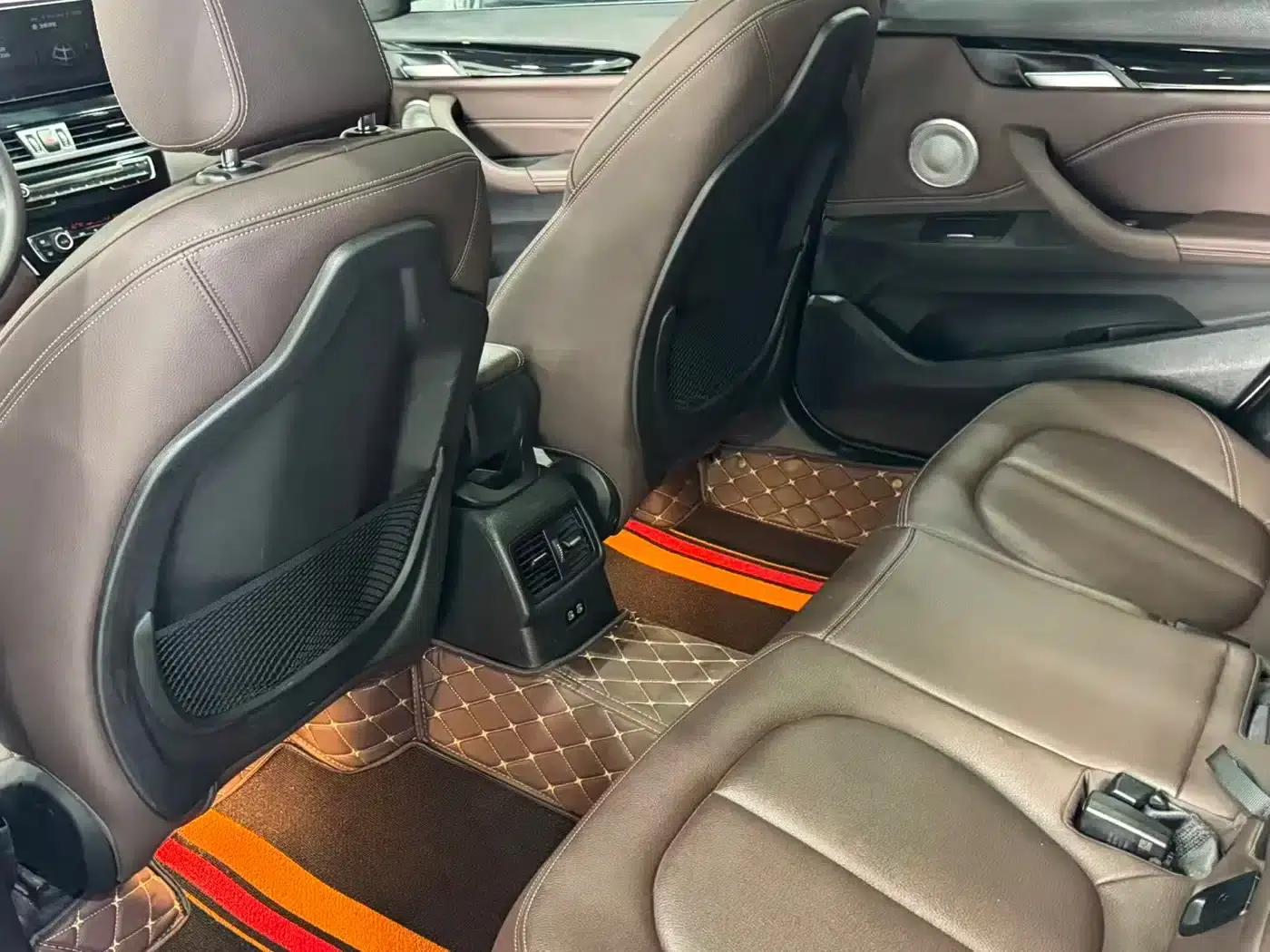 BMW X1 2022 sDrive25Li Leading Edition — миниатюра 7