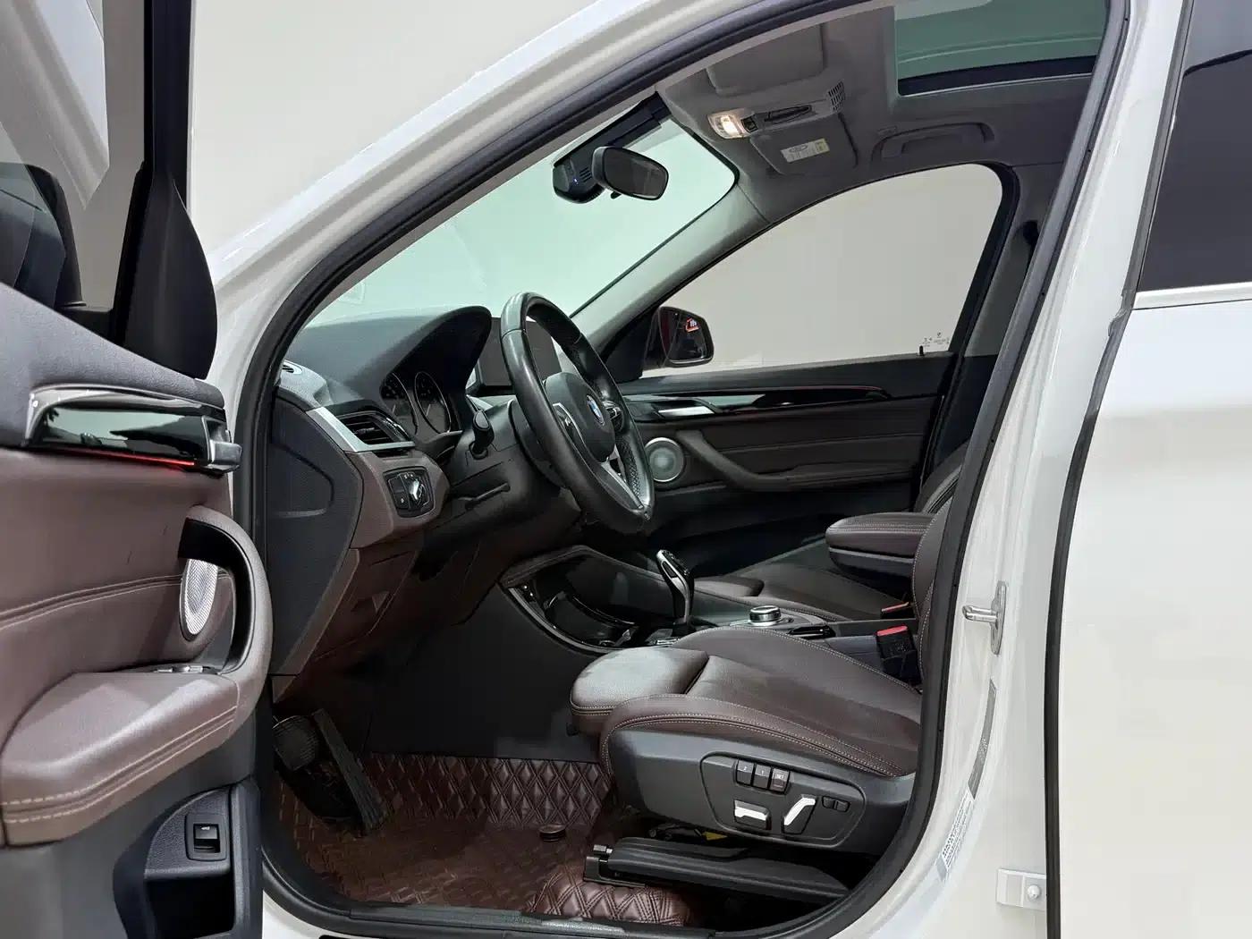 BMW X1 2022 sDrive20Li Premium — миниатюра 12