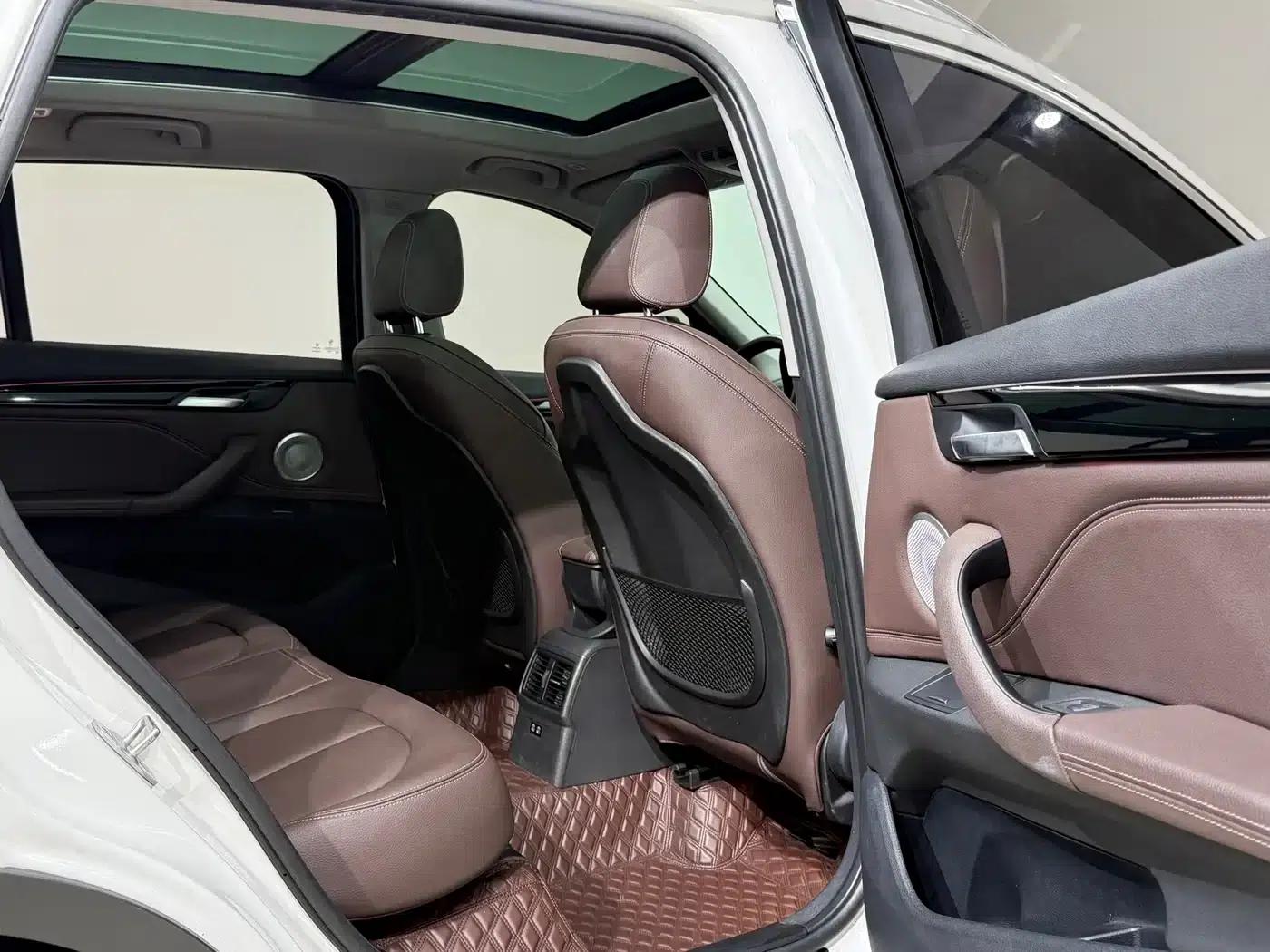 BMW X1 2022 sDrive20Li Premium — миниатюра 17