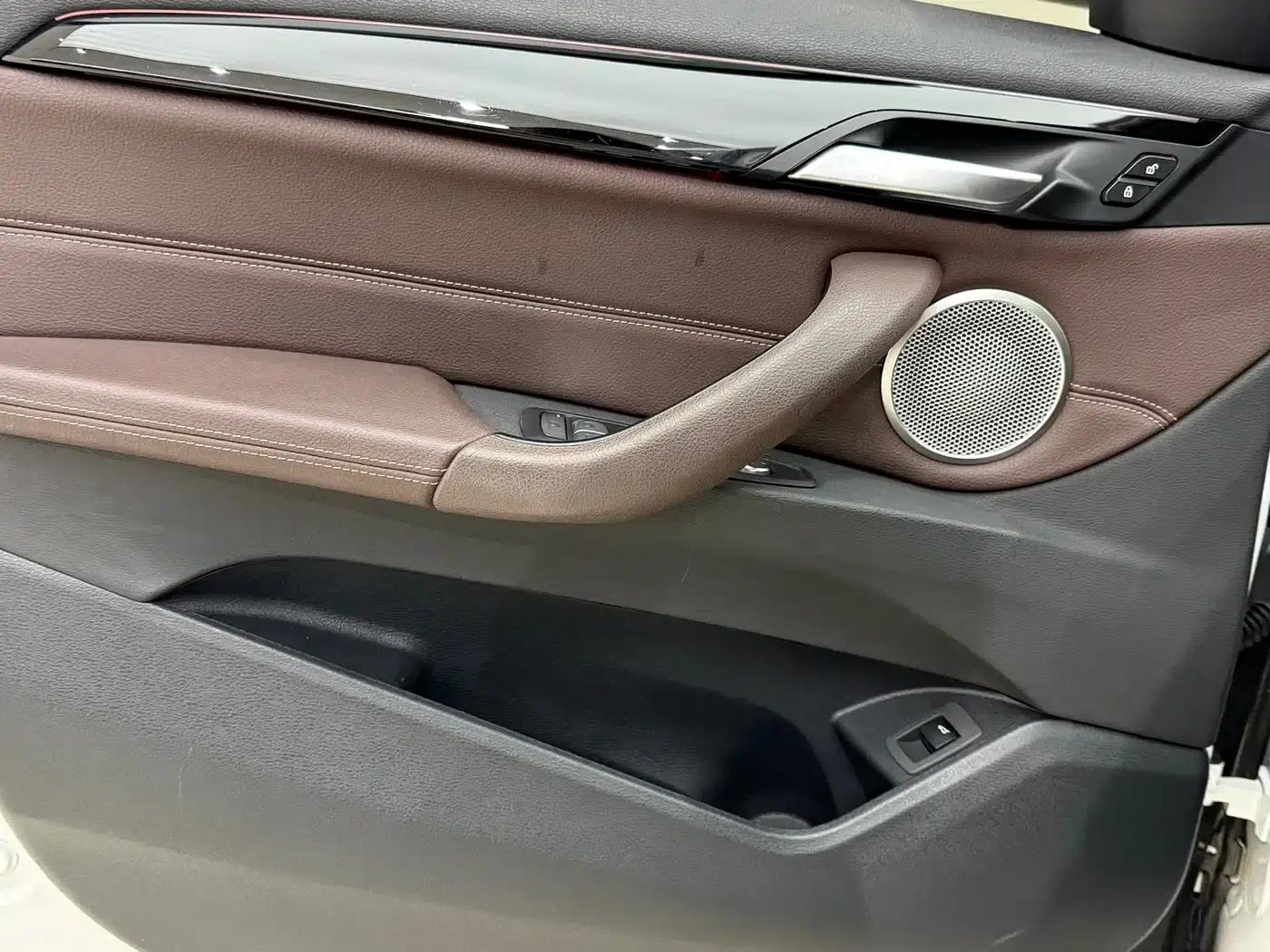BMW X1 2022 sDrive20Li Premium — миниатюра 19