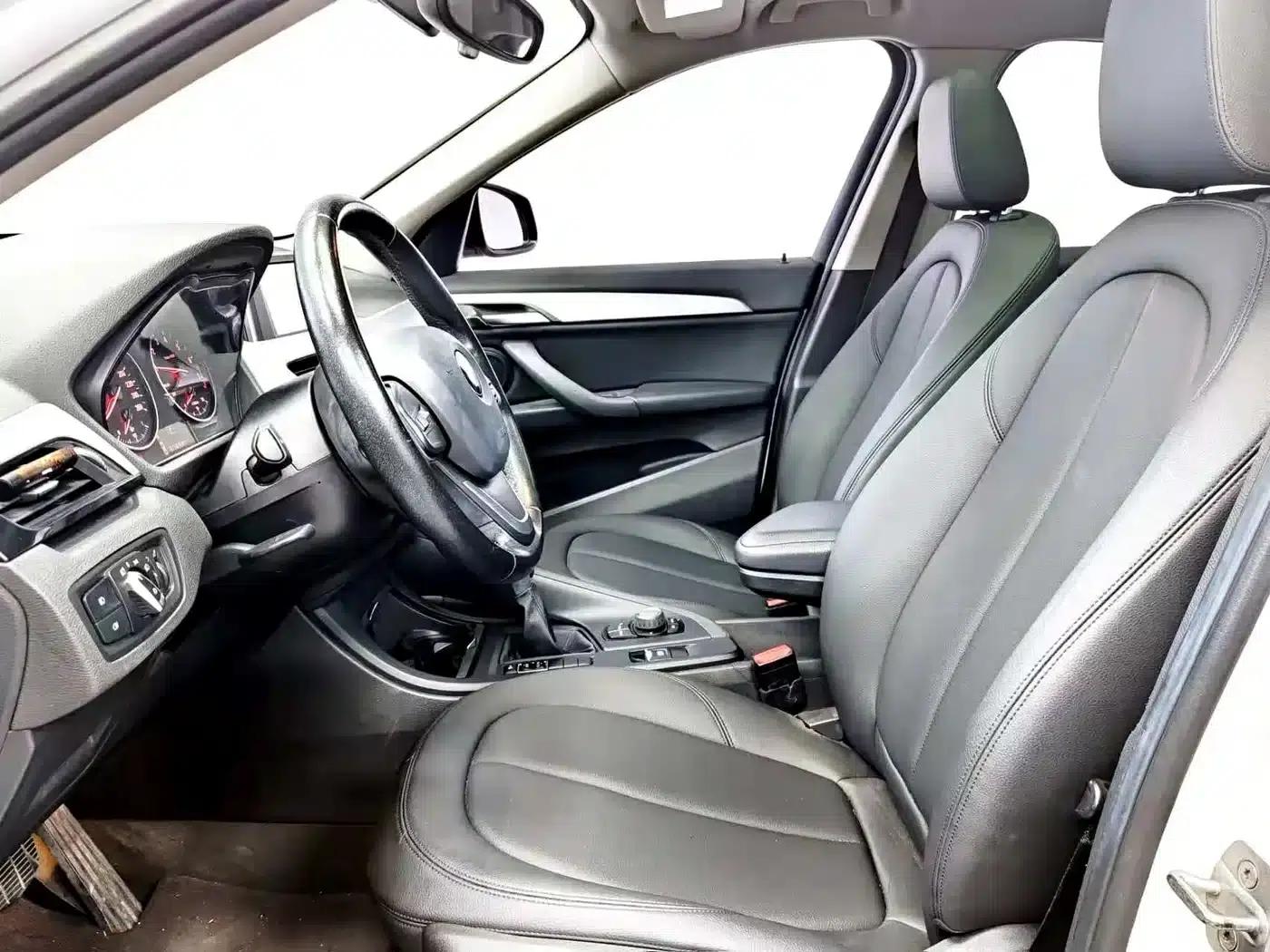 BMW X1 2016 sDrive18Li Fashion Edition — миниатюра 13