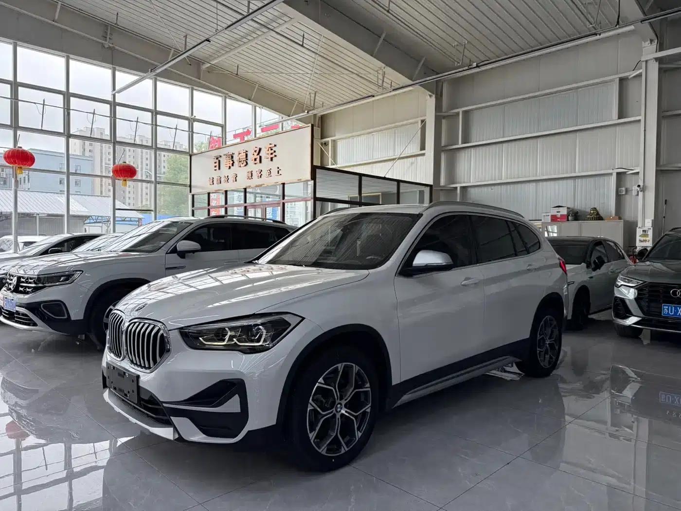 BMW X1 2022 sDrive20Li Fashion Edition — миниатюра 1