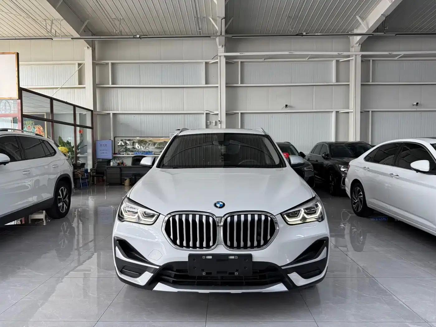 BMW X1 2022 sDrive20Li Fashion Edition — миниатюра 2