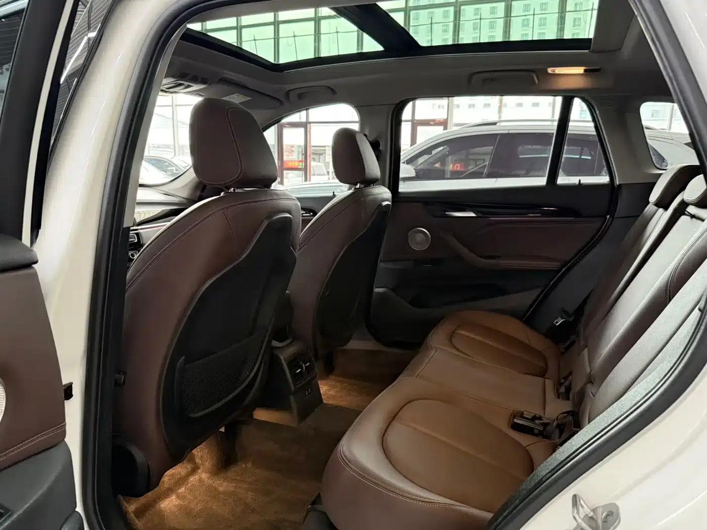 BMW X1 2022 sDrive20Li Fashion Edition — миниатюра 6