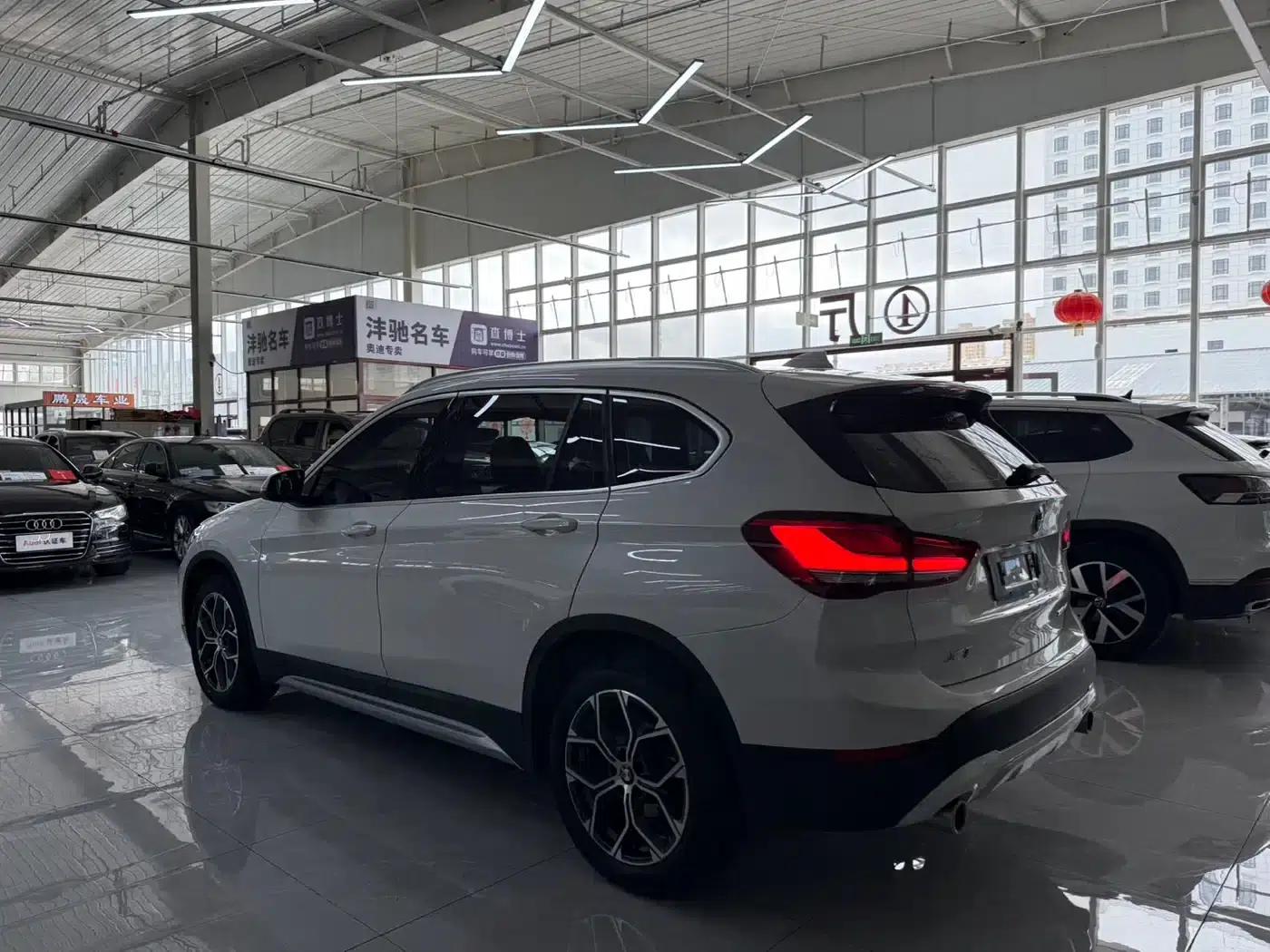 BMW X1 2022 sDrive20Li Fashion Edition — миниатюра 7