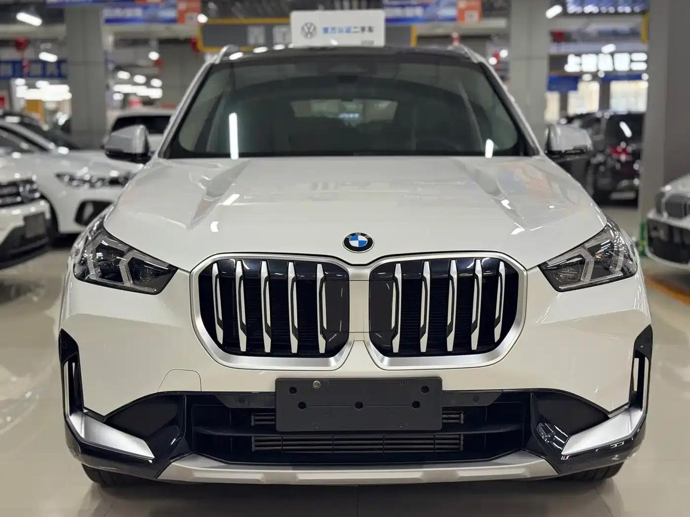 2023 BMW X1 sDrive20Li X Design Package — миниатюра 2