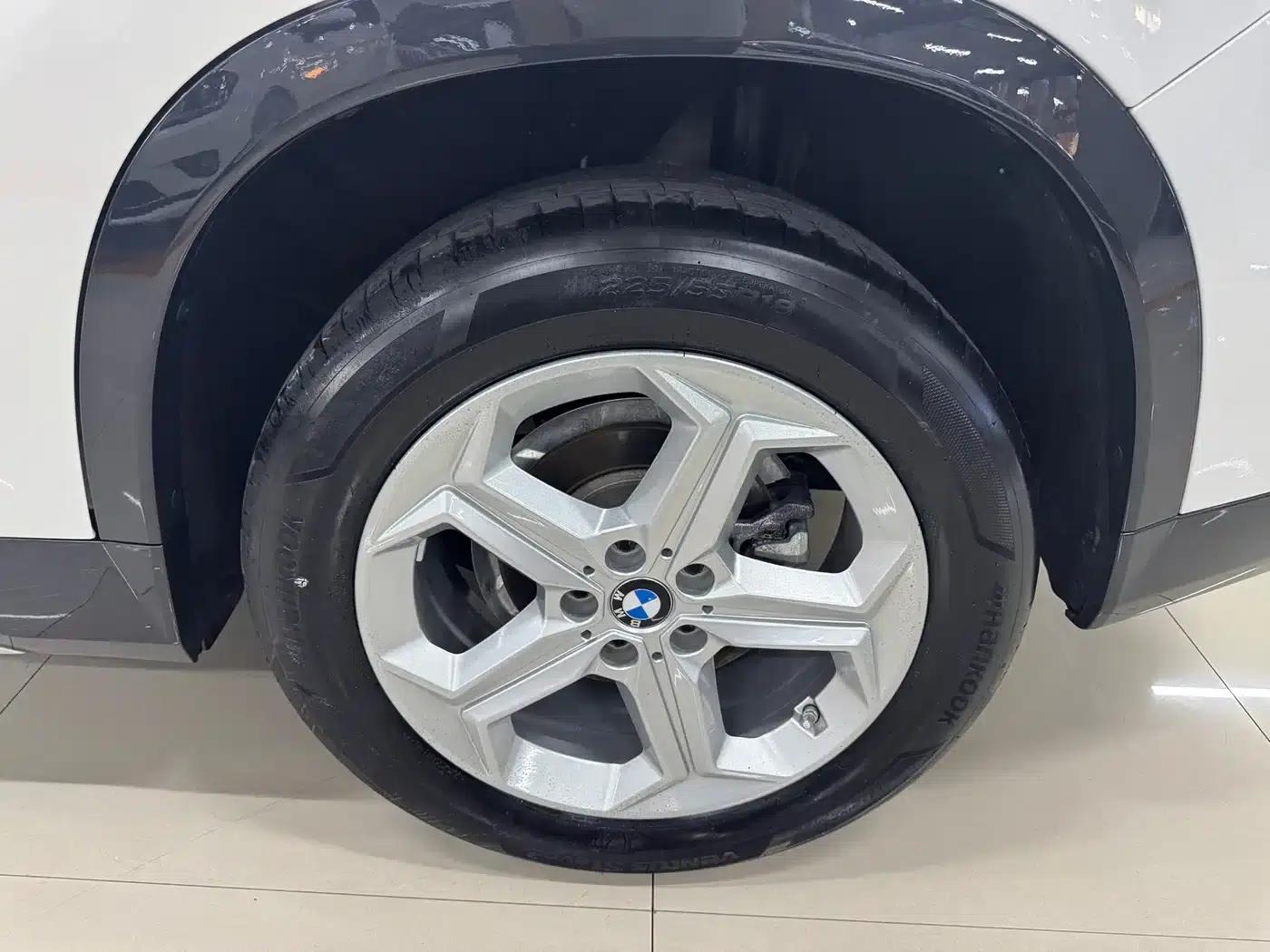 2023 BMW X1 sDrive20Li X Design Package — миниатюра 19