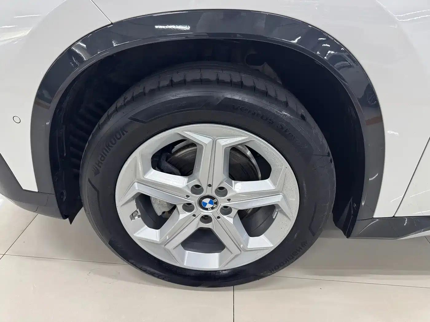 2023 BMW X1 sDrive20Li X Design Package — миниатюра 20