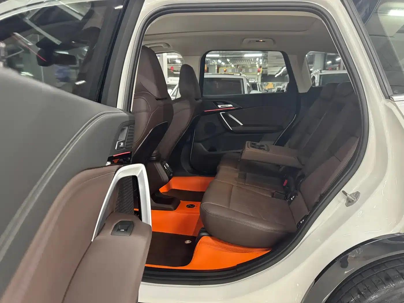2023 BMW X1 sDrive20Li X Design Package — миниатюра 7