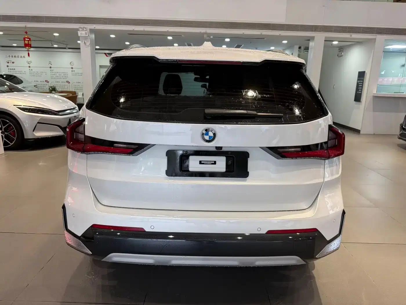 2023 BMW X1 sDrive20Li X Design Package — миниатюра 5