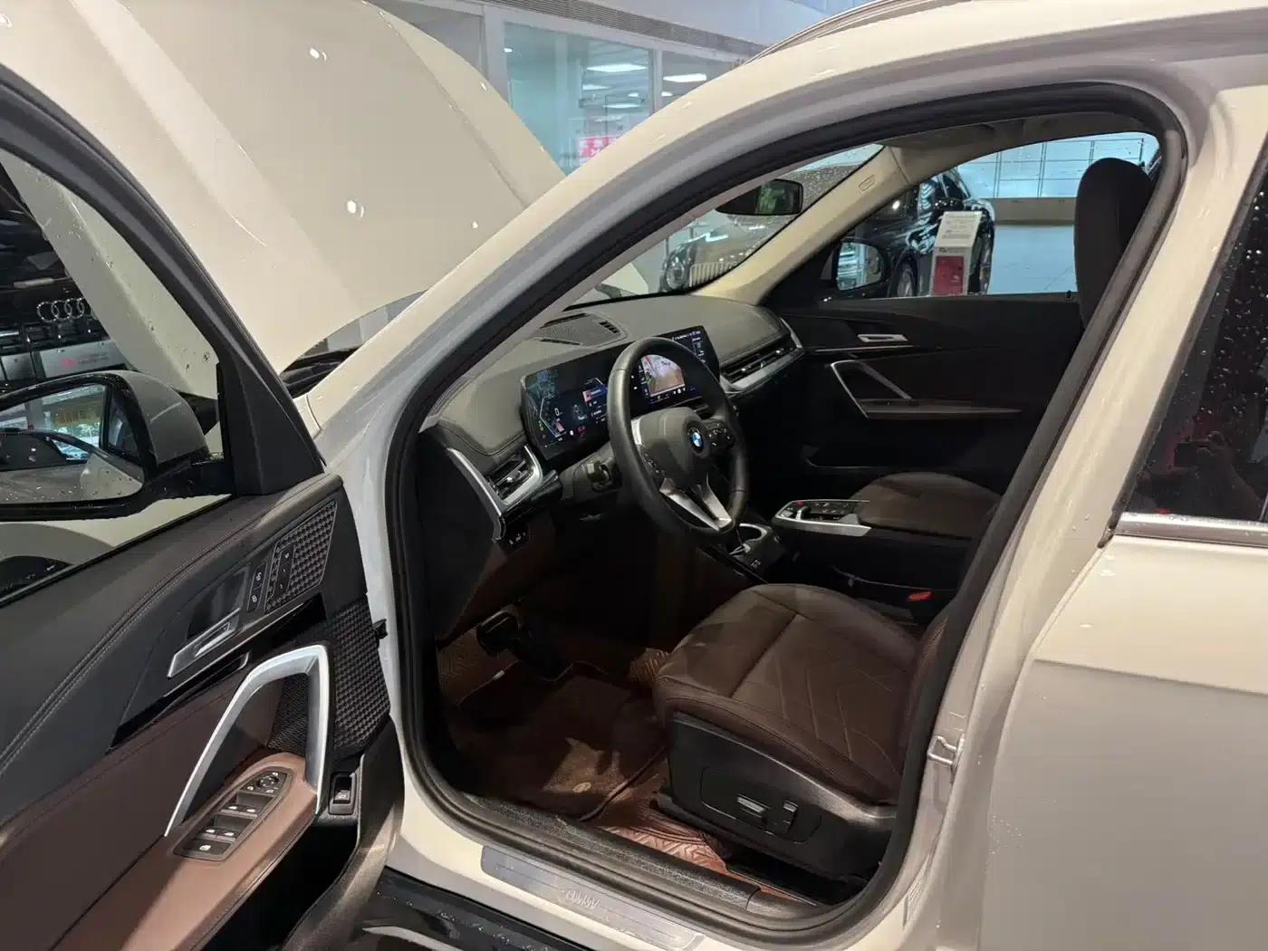 2023 BMW X1 sDrive20Li X Design Package — миниатюра 7