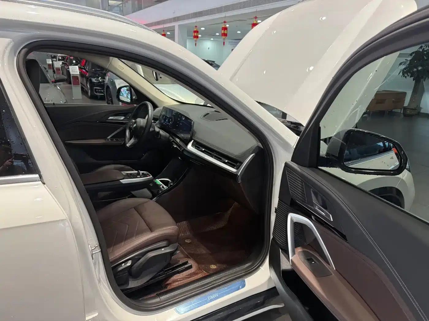 2023 BMW X1 sDrive20Li X Design Package — миниатюра 9