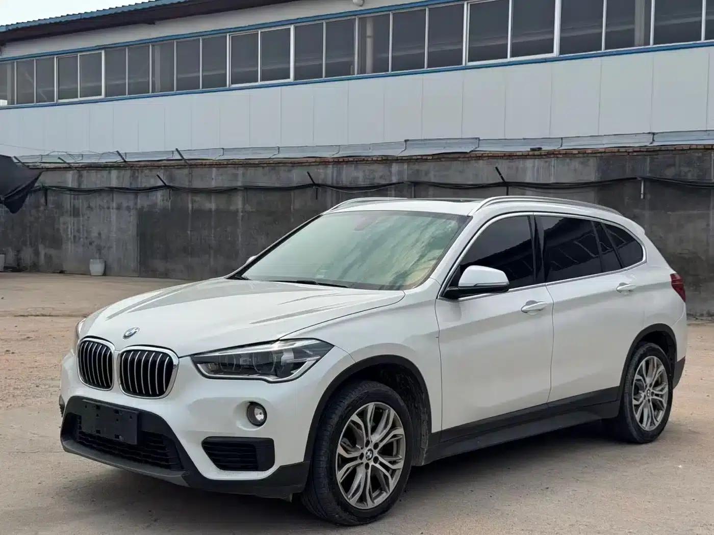 BMW X1 2018 sDrive20Li Leading Edition — миниатюра 1