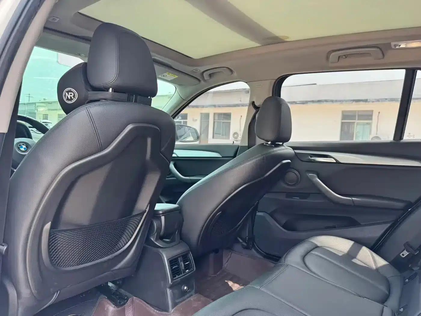 BMW X1 2018 sDrive20Li Leading Edition — миниатюра 5