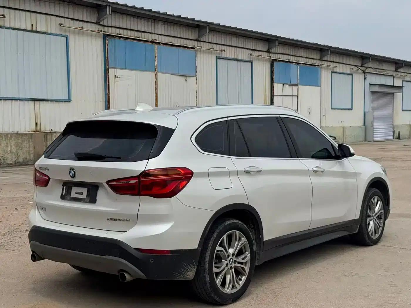 BMW X1 2018 sDrive20Li Leading Edition — миниатюра 7