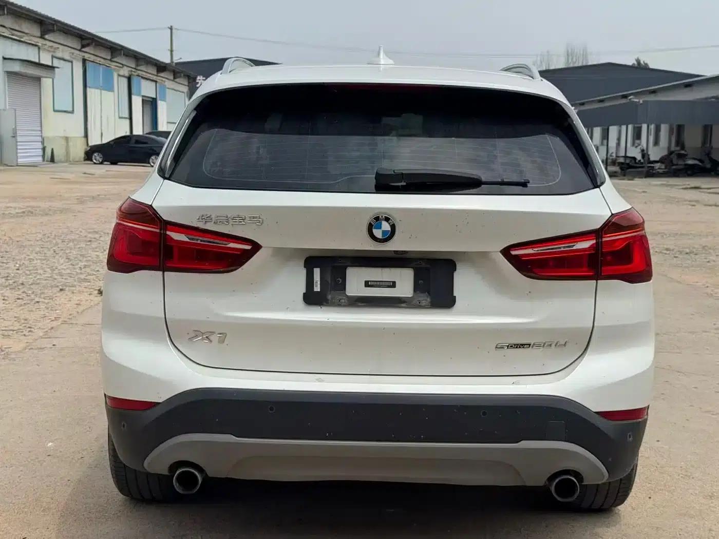BMW X1 2018 sDrive20Li Leading Edition — миниатюра 8