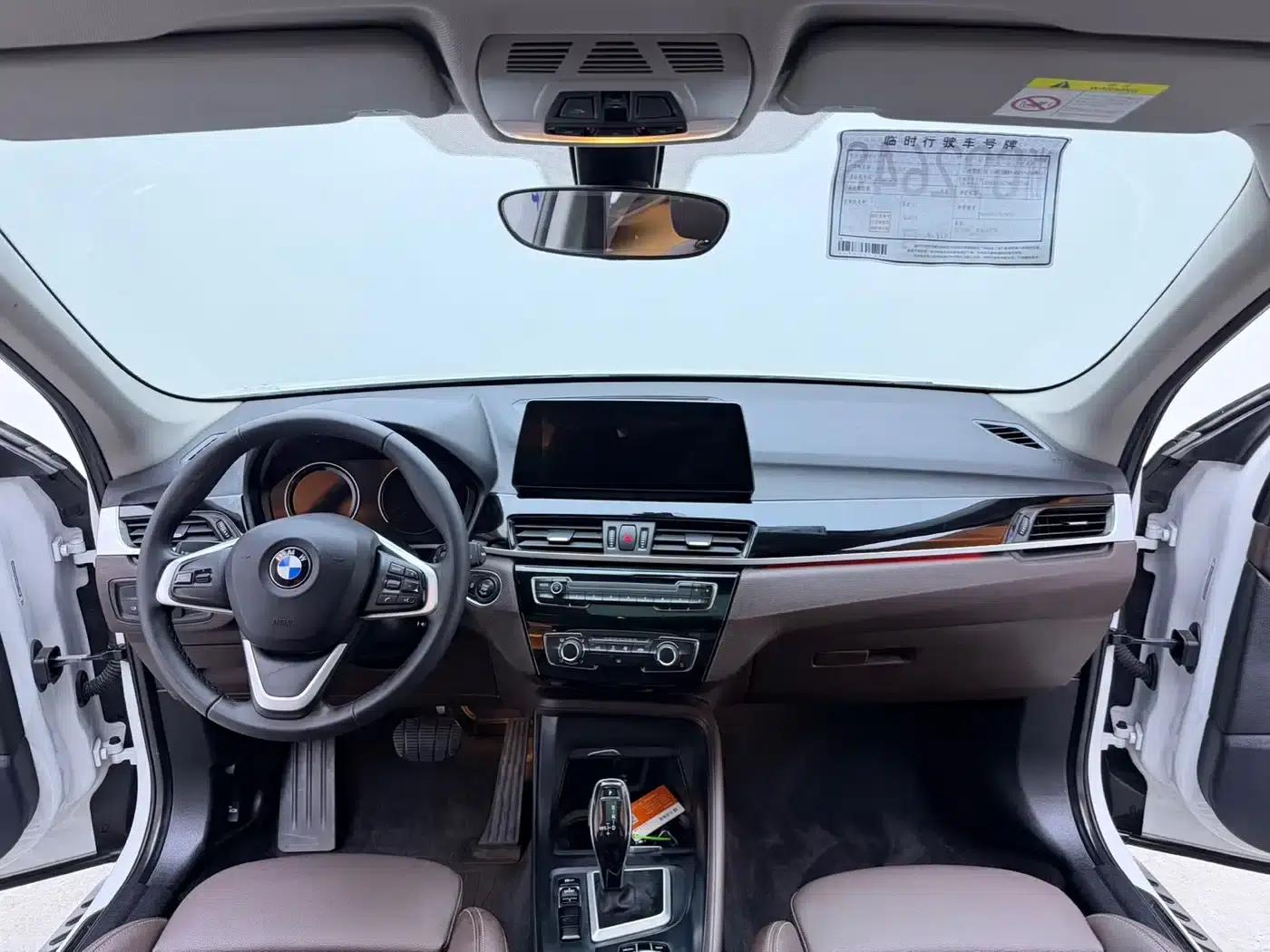 BMW X1 2022 sDrive20Li Fashion Edition — миниатюра 12