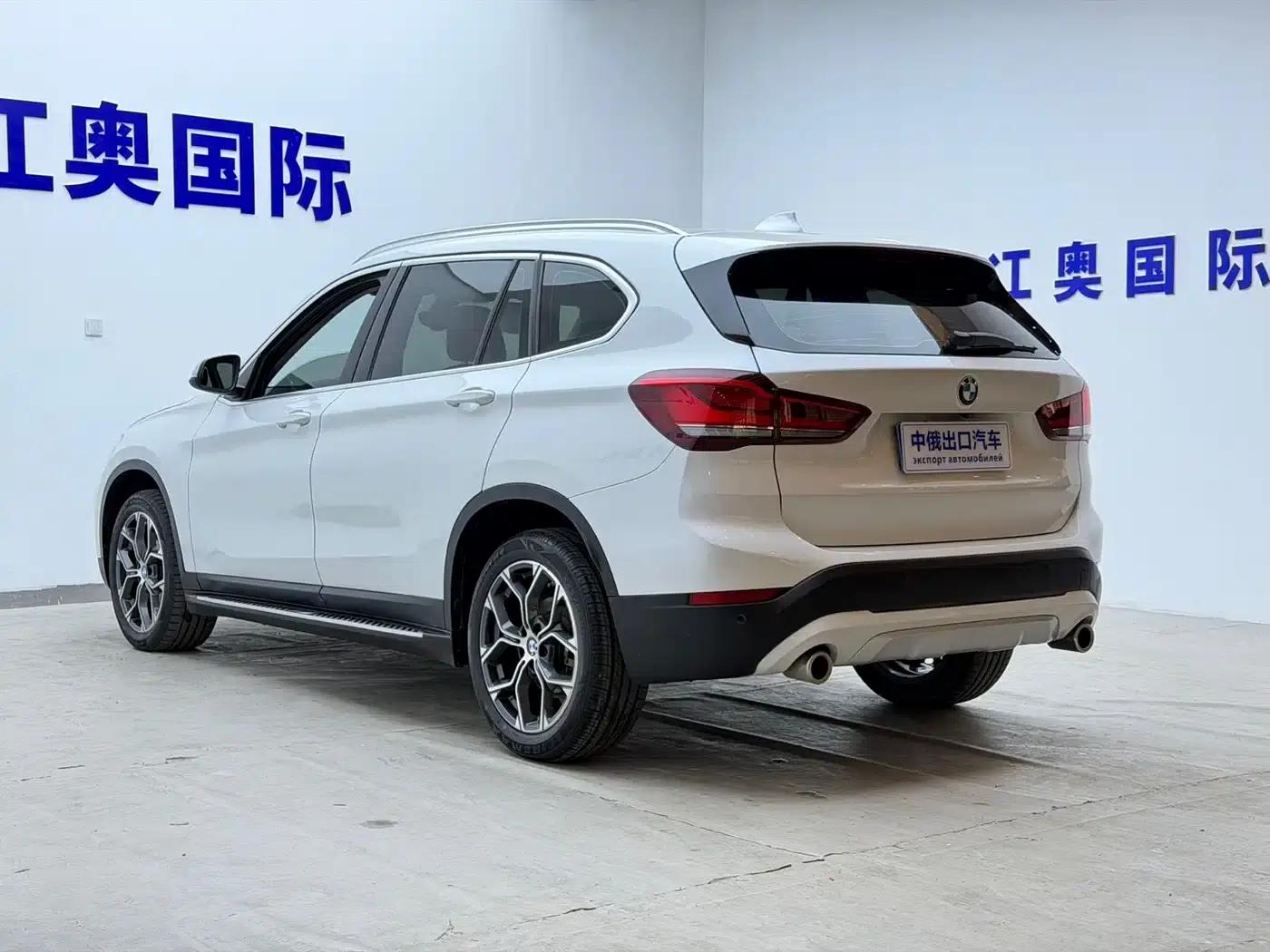 BMW X1 2022 sDrive20Li Fashion Edition — миниатюра 21