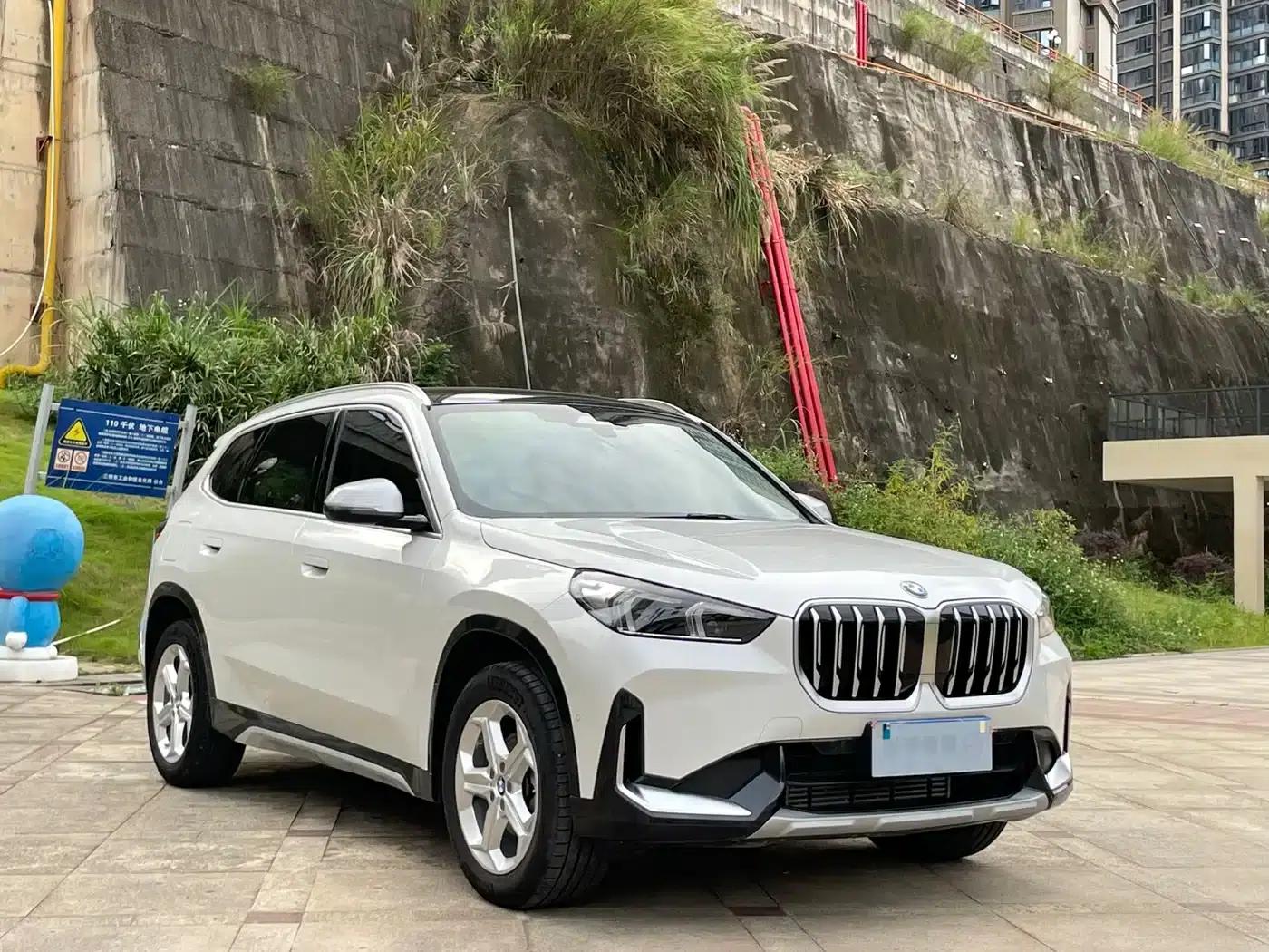 2023 BMW X1 sDrive20Li X Design Package — миниатюра 3