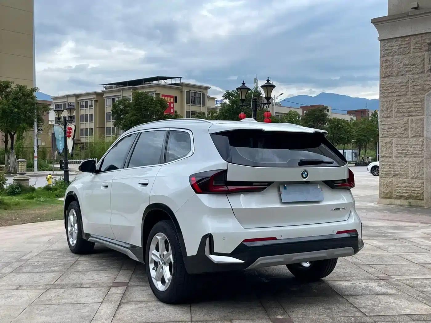 2023 BMW X1 sDrive20Li X Design Package — миниатюра 8
