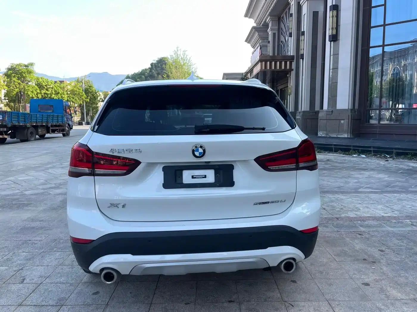 BMW X1 2022 sDrive20Li Premium — миниатюра 7