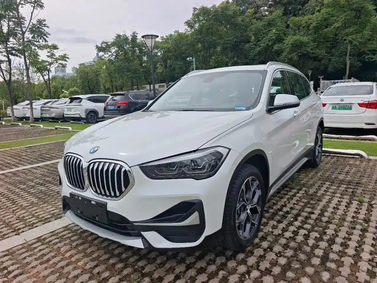 BMW X1 2022 sDrive20Li Fashion Edition — миниатюра 1