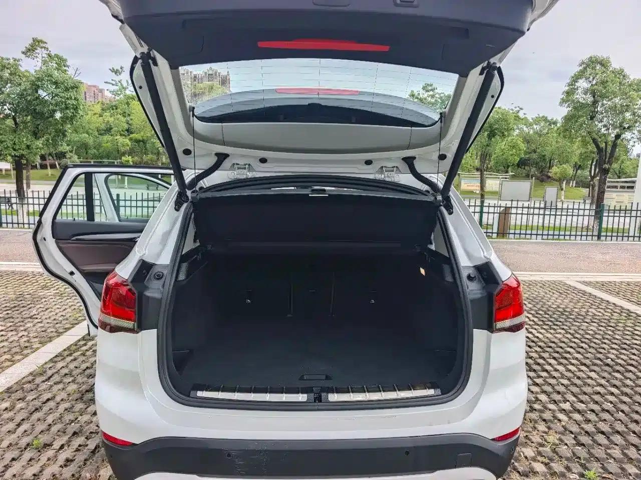 BMW X1 2022 sDrive20Li Fashion Edition — миниатюра 13