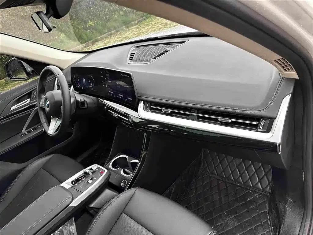 2023 BMW X1 sDrive20Li X Design Package — миниатюра 11