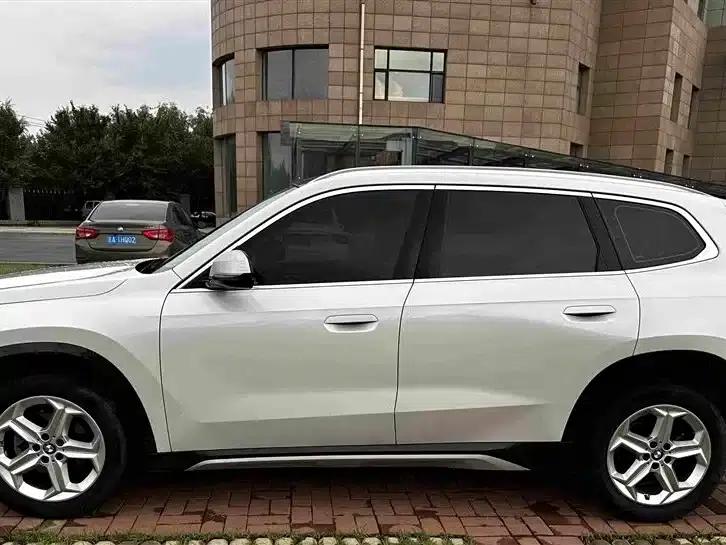 2023 BMW X1 sDrive20Li X Design Package — миниатюра 4