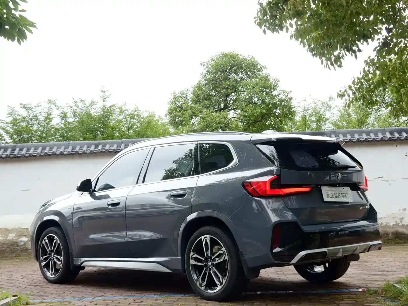 BMW X1 2023 sDrive25Li M Sport Package — миниатюра 13