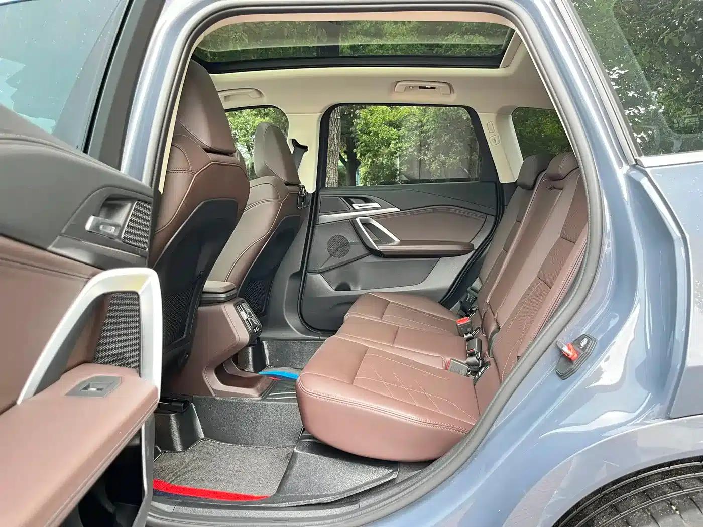 BMW X1 2023 sDrive25Li M Sport Package — миниатюра 10