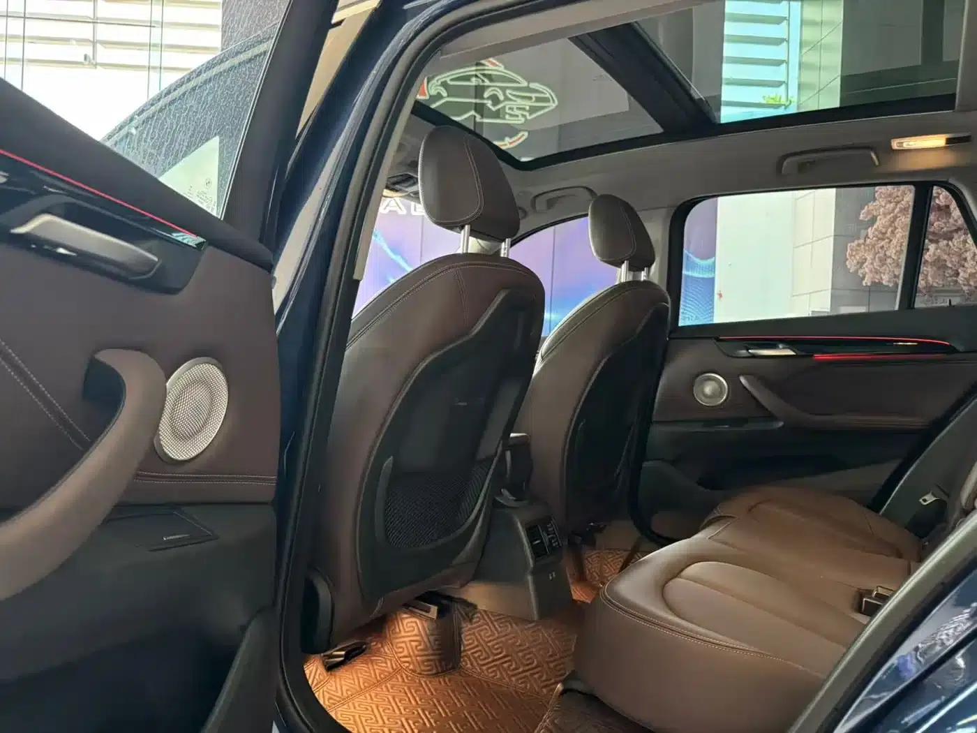 BMW X1 2022 sDrive20Li Premium — миниатюра 13