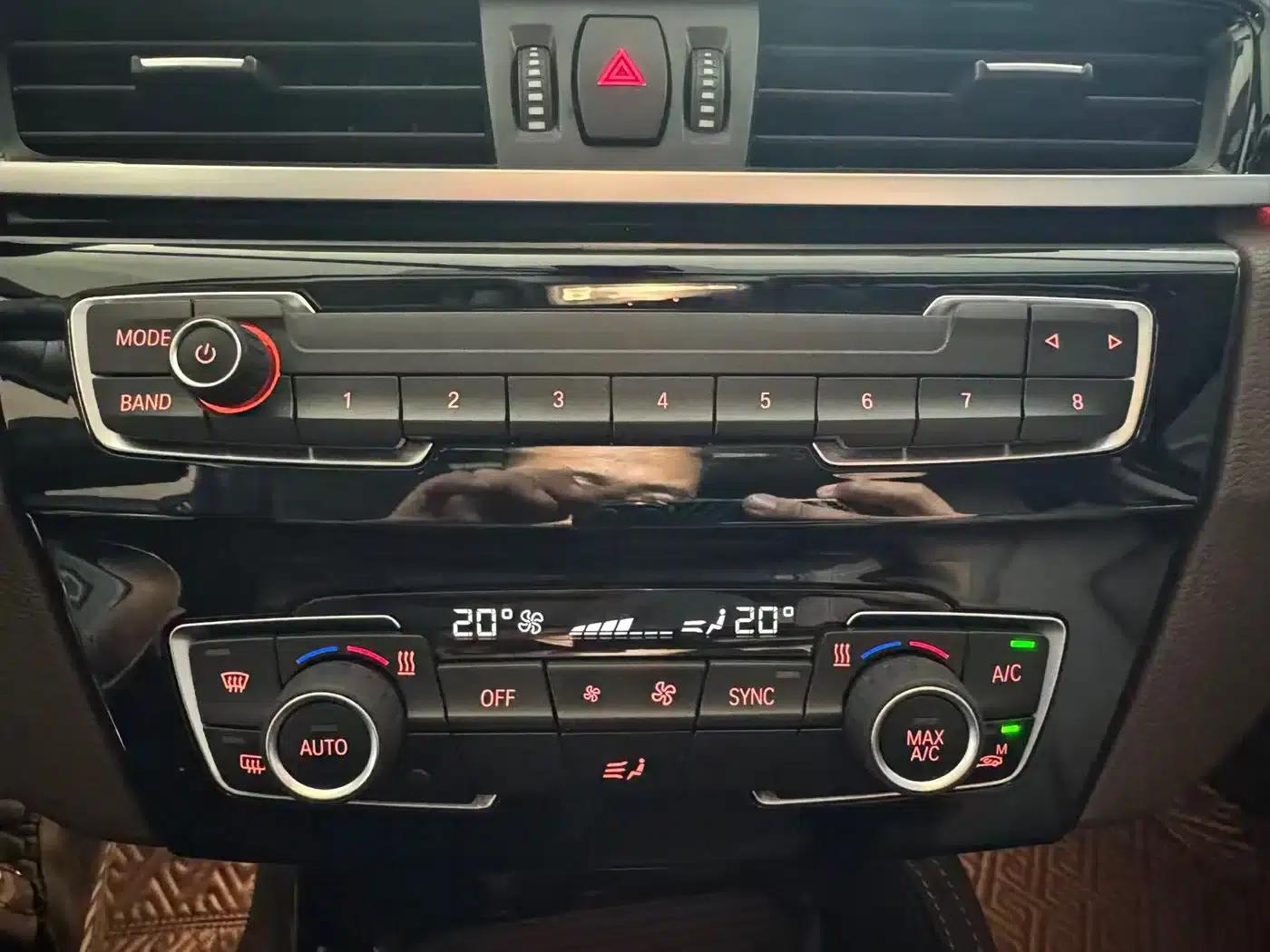 BMW X1 2022 sDrive20Li Premium — миниатюра 18