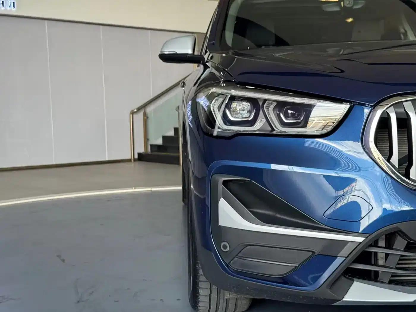 BMW X1 2022 sDrive20Li Premium — миниатюра 8