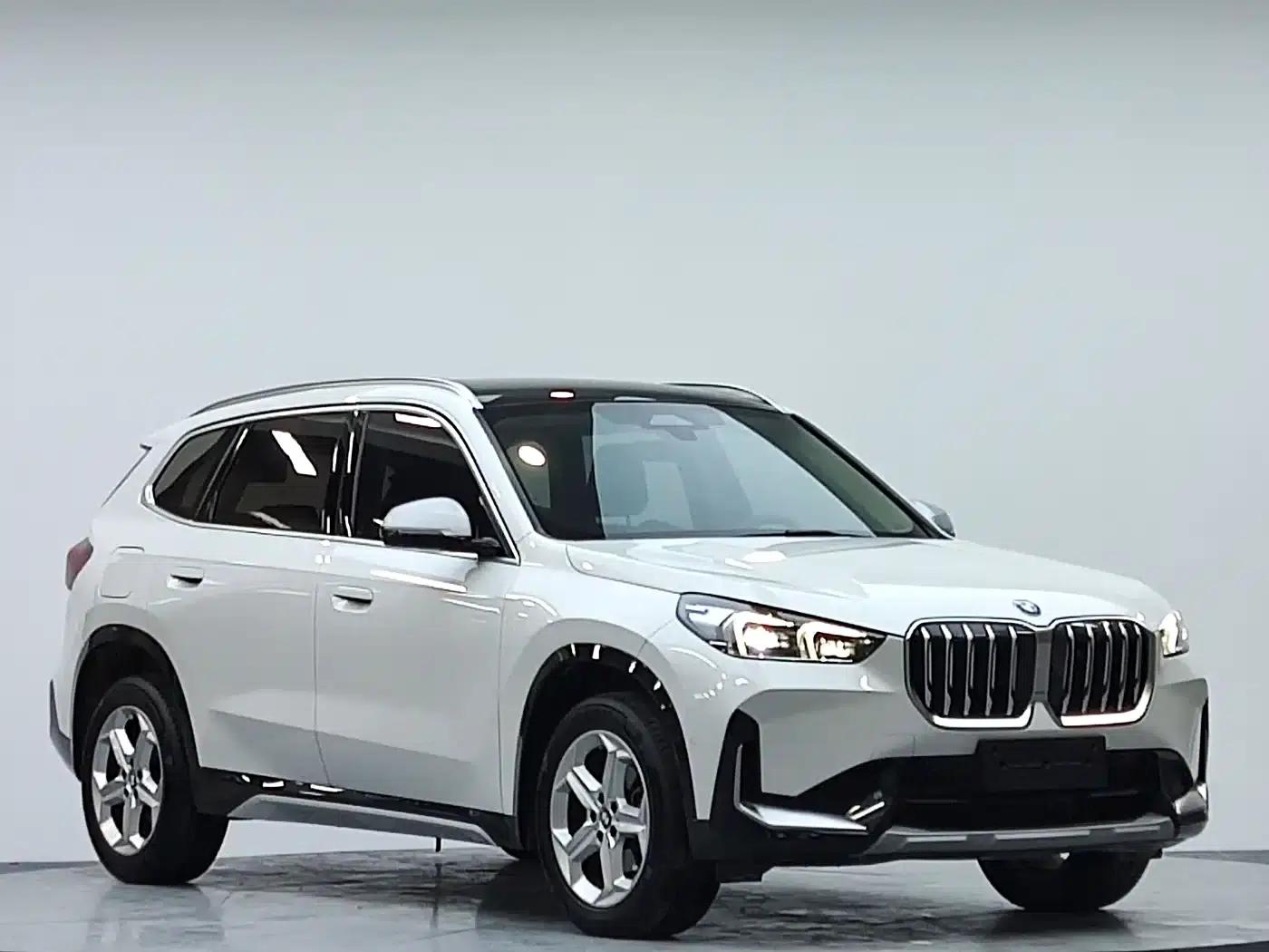 2023 BMW X1 sDrive20Li X Design Package — миниатюра 2