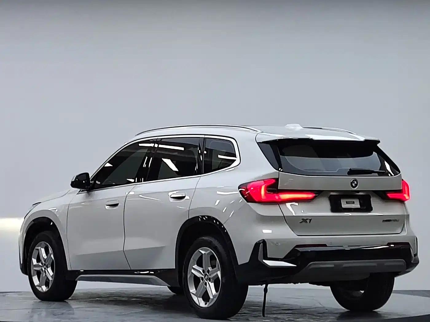 2023 BMW X1 sDrive20Li X Design Package — миниатюра 4