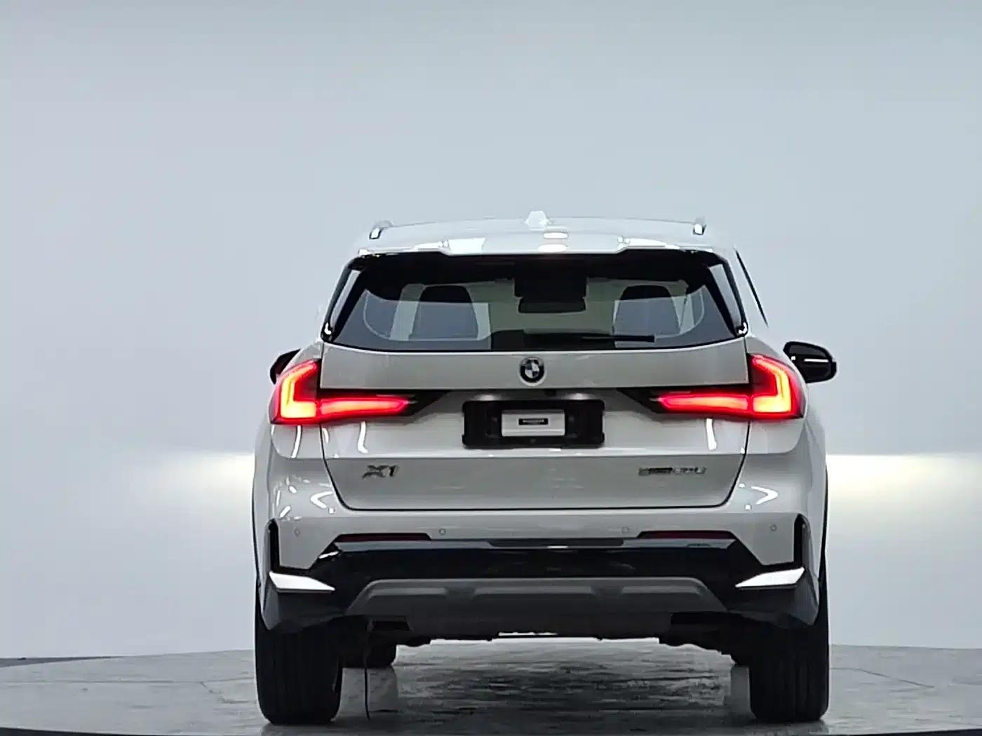 2023 BMW X1 sDrive20Li X Design Package — миниатюра 5