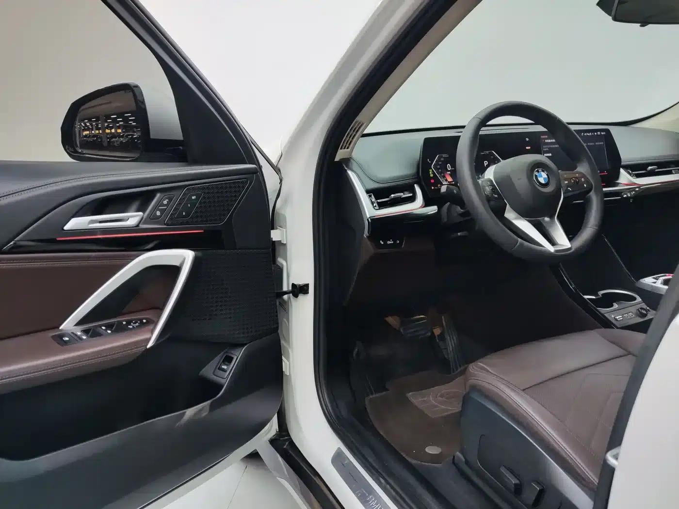 2023 BMW X1 sDrive20Li X Design Package — миниатюра 7
