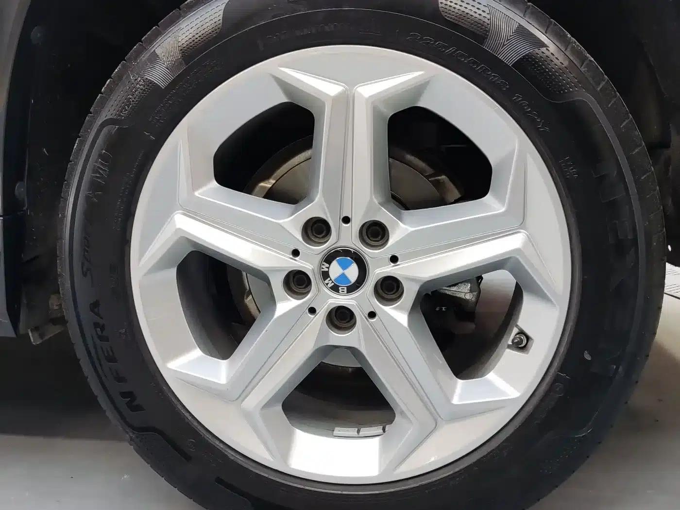 2023 BMW X1 sDrive20Li X Design Package — миниатюра 18