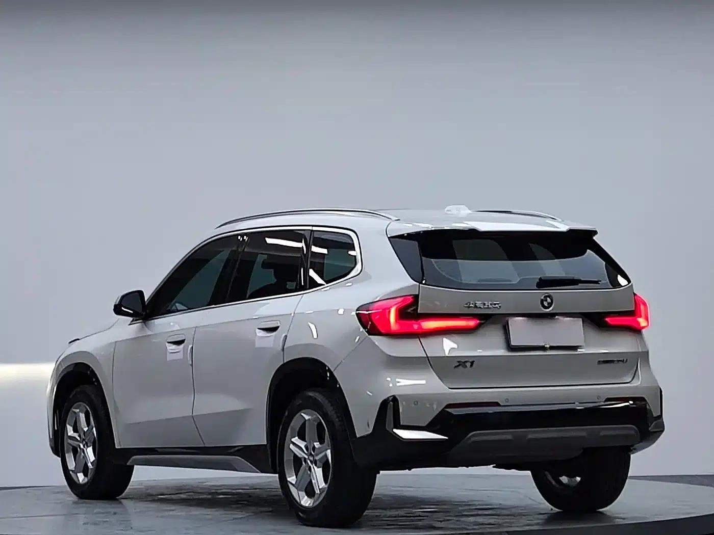 2023 BMW X1 sDrive20Li X Design Package — миниатюра 6