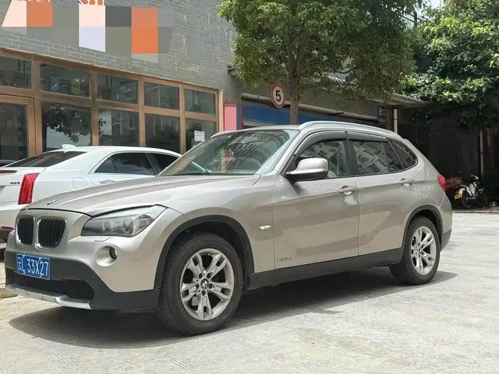 BMW X1 2013 xDrive20i X Design Package — миниатюра 1