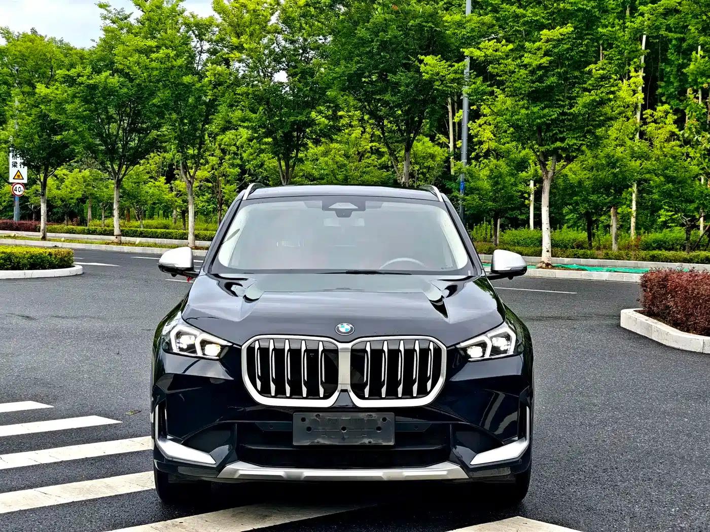 2023 BMW X1 sDrive20Li X Design Package — миниатюра 2