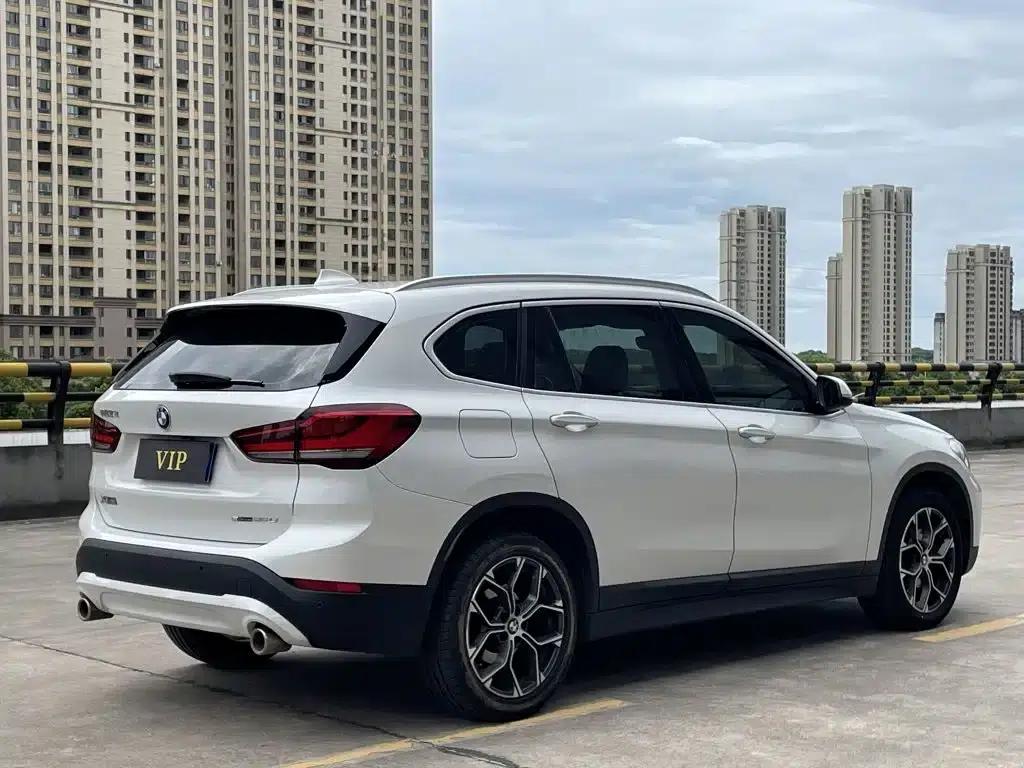 BMW X1 2020 sDrive25Li Leading Edition — миниатюра 6