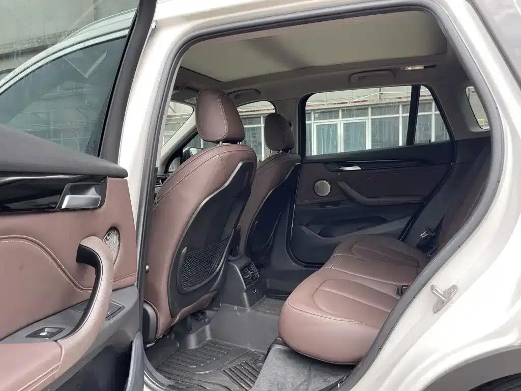 BMW X1 2020 sDrive25Li Leading Edition — миниатюра 8
