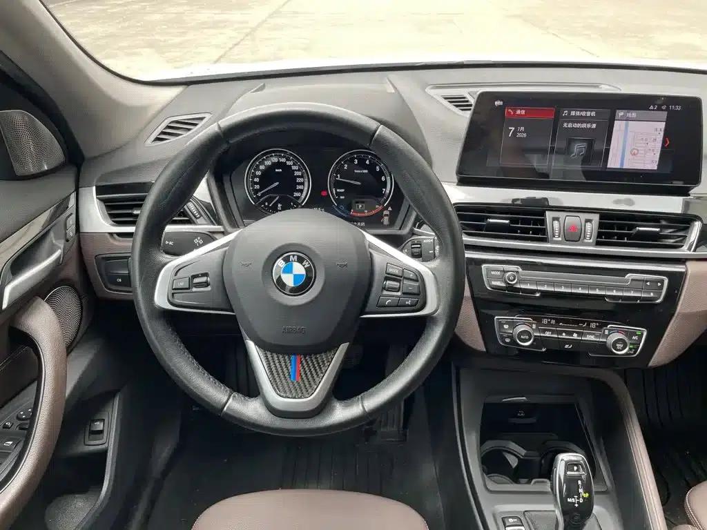 BMW X1 2020 sDrive25Li Leading Edition — миниатюра 10