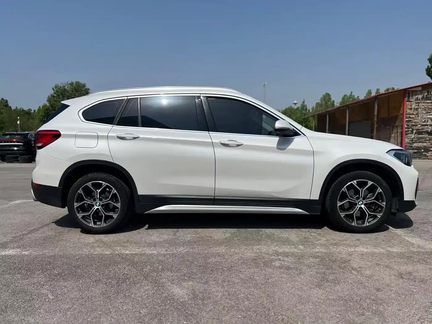 BMW X1 2021 Facelift sDrive20Li Premium — миниатюра 7