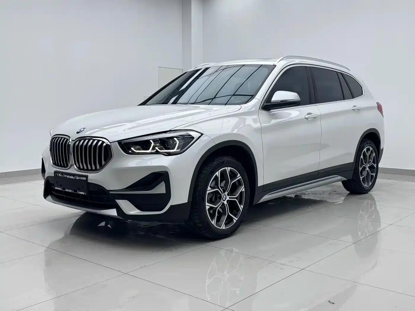 BMW X1 2022 sDrive20Li Fashion Edition — миниатюра 1