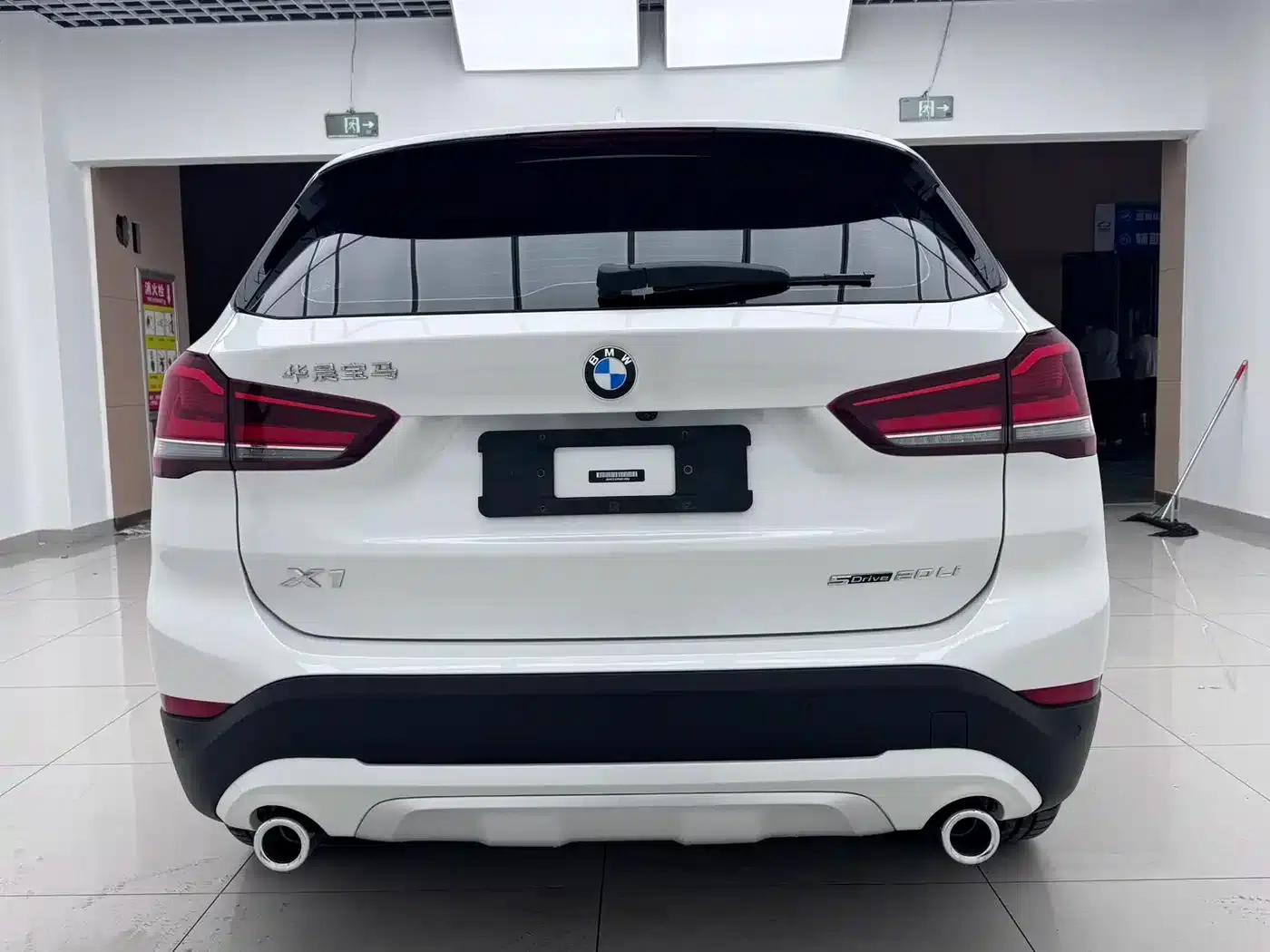 BMW X1 2022 sDrive20Li Fashion Edition — миниатюра 6
