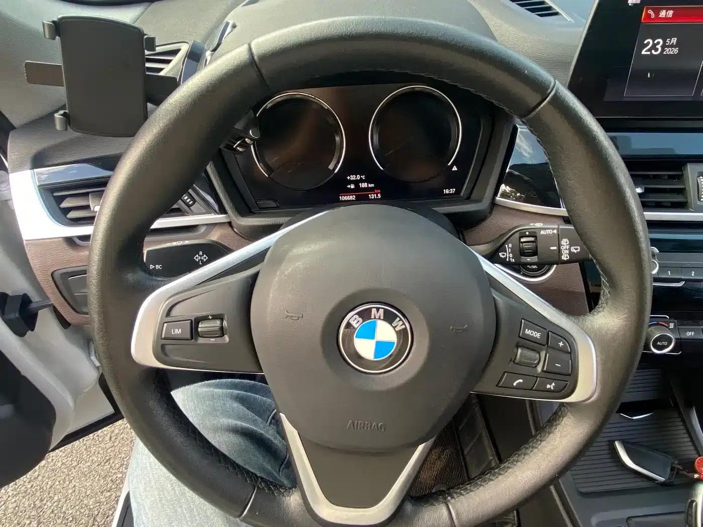 BMW X1 2020 sDrive25Li Leading Edition — миниатюра 7